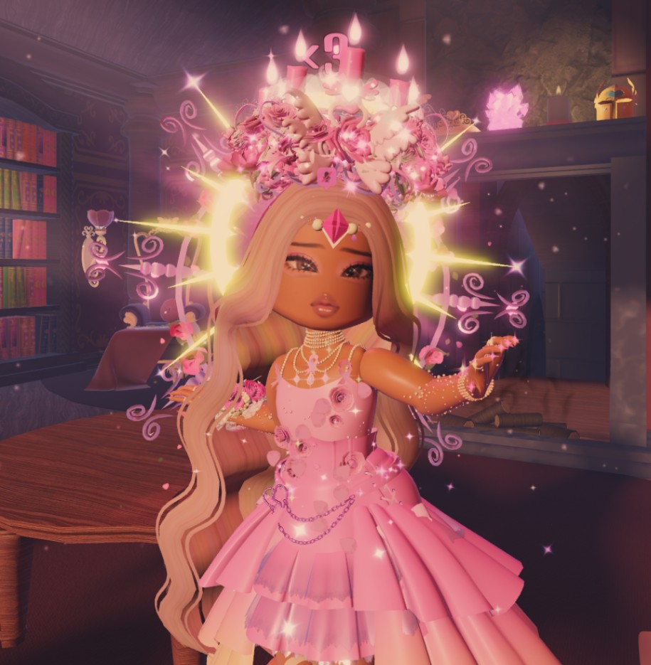pink!! by arilikescats Royale High Outfit